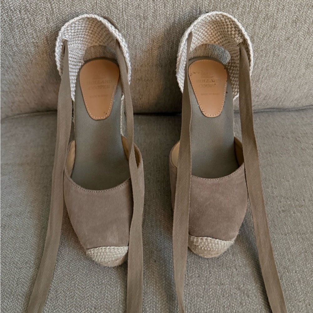 Holland Cooper Seville Wedge Sandal - Taupe